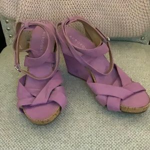 NWOT Aerosoles Phoenix Wedge Strappy Sandals in Purple sz 9M